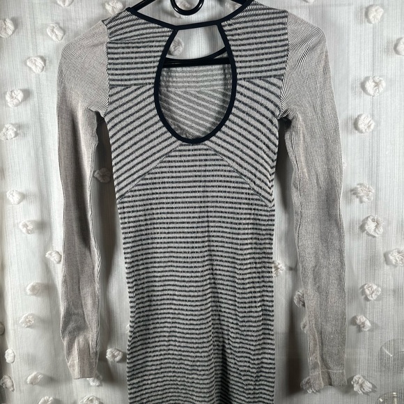 Intimately Free People Women’s Bodycon Striped Dress Size XS/S - Picture 5 of 8